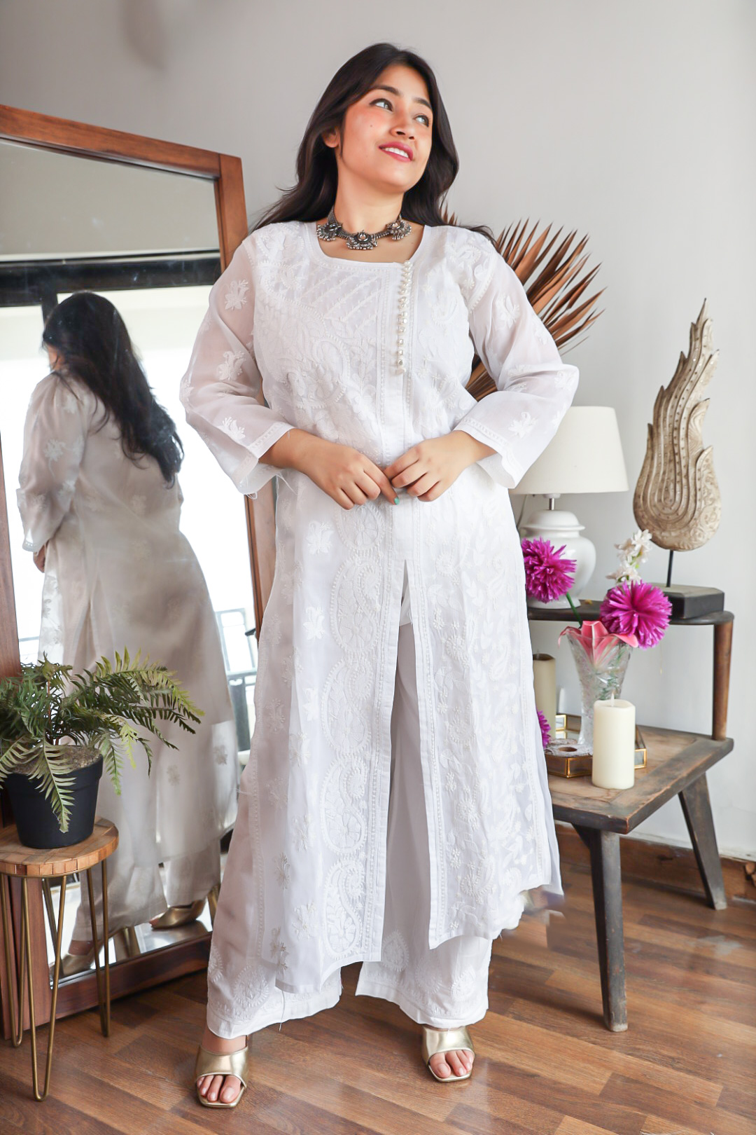 White Chikan Georgette Kurta with Kikri & Kamdani, White Chikan George –  The Indian Couture
