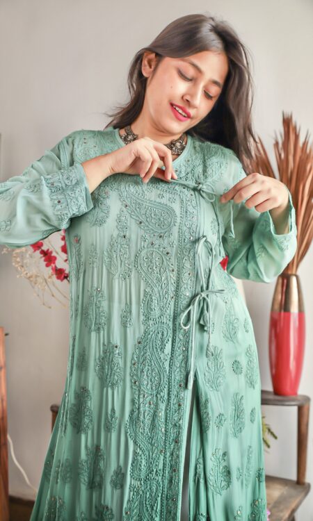 Women's Lucknow Chikan Embroidered Regular Fit Georgette Kurti Kurta with  Attached Matching Slip