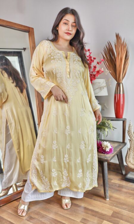Silk Kurtas - Shop Designer Silk Kurtis Online at Best Price | The Indian  Ethnic Co – THE INDIAN ETHNIC CO.